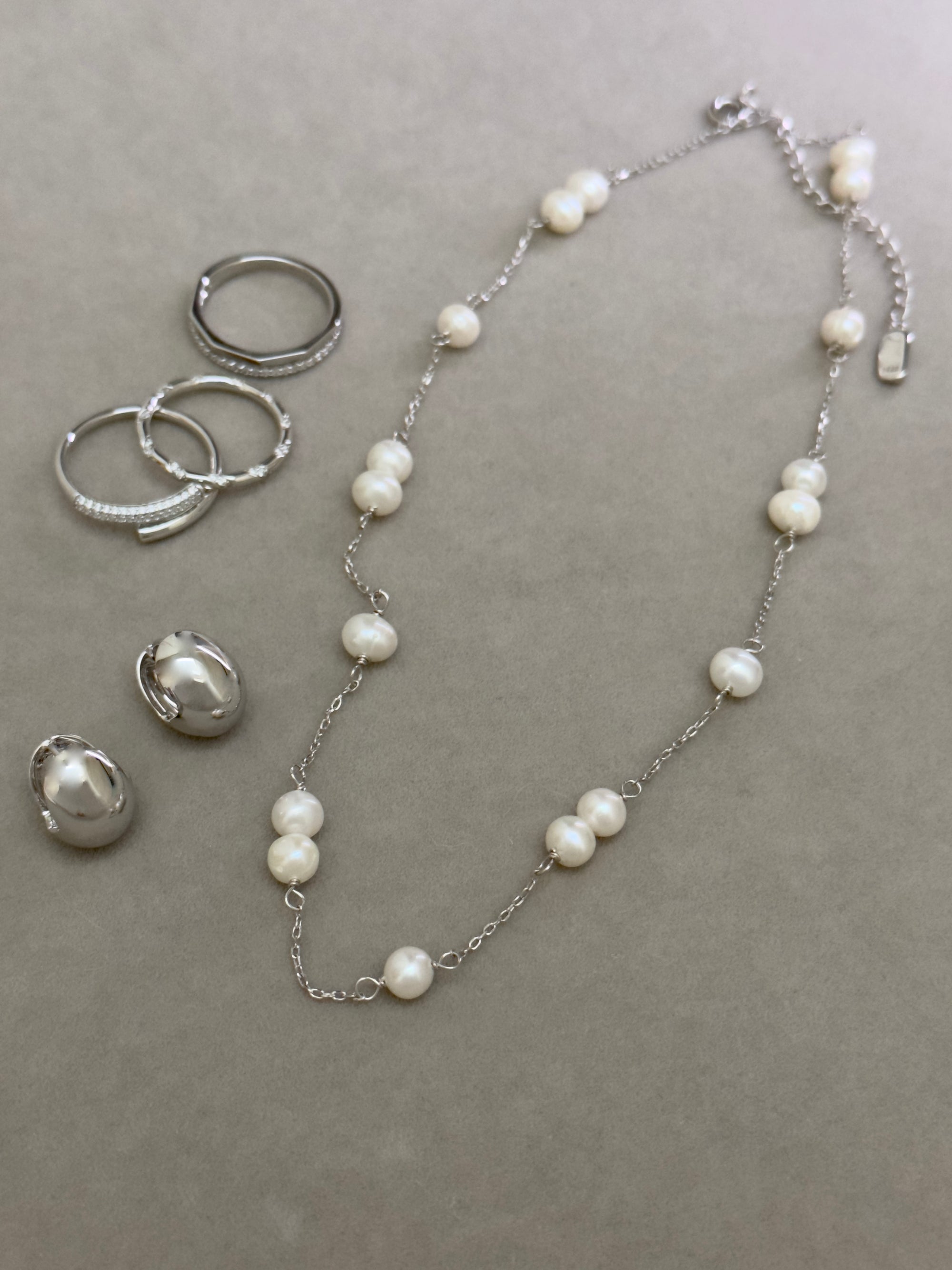 Pearly Chocker Necklace