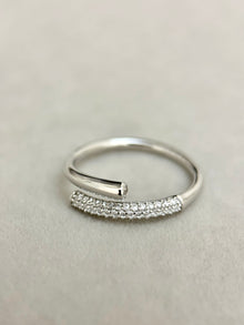 Twirl Ring