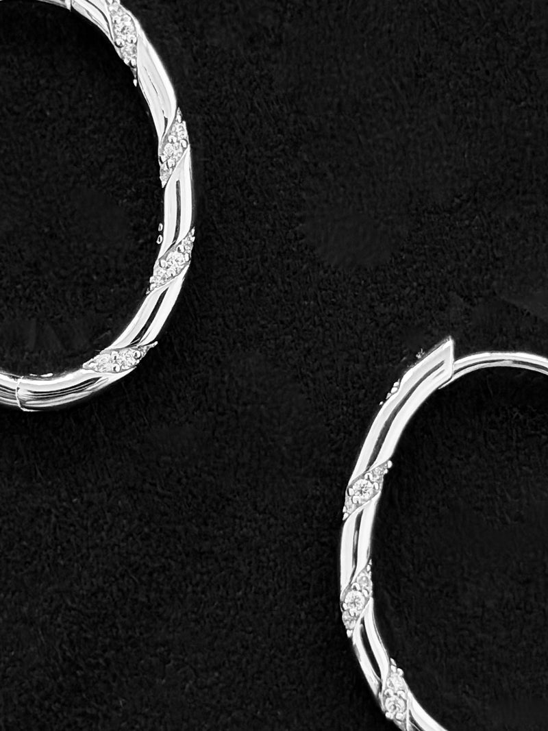 Infinite Oval Hoop Earrings