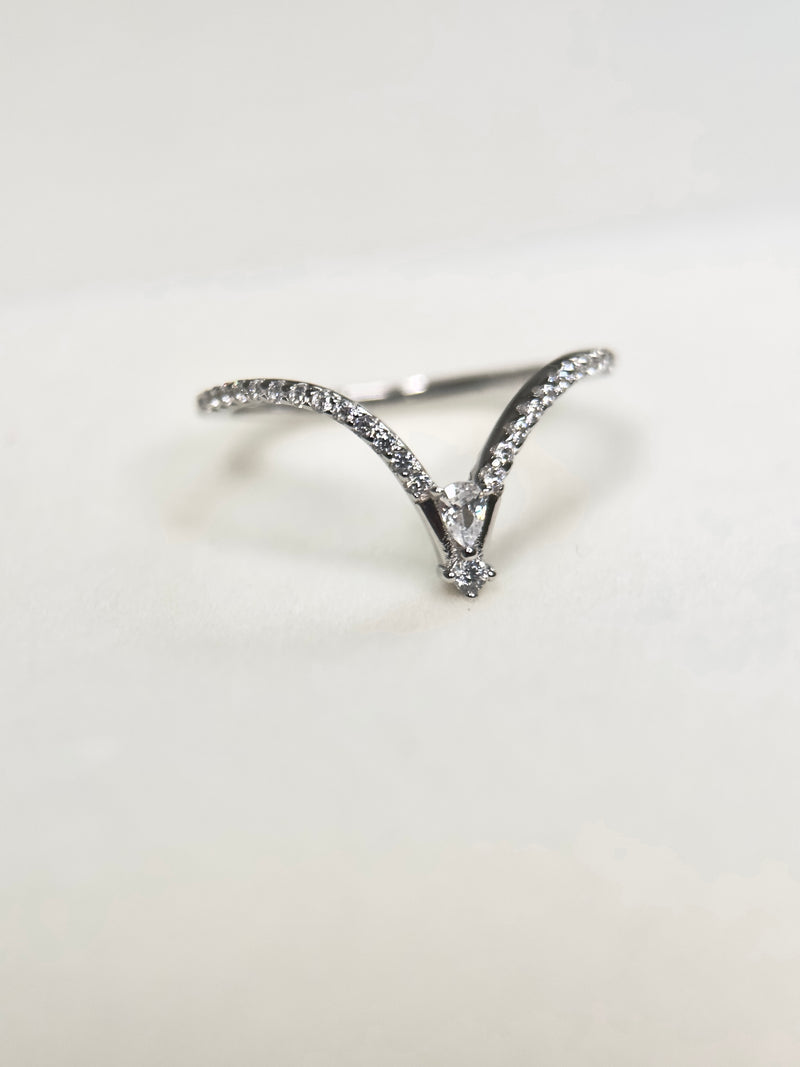 Tiara Ring