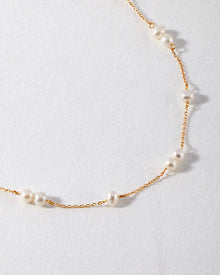 Pearly Chocker Necklace