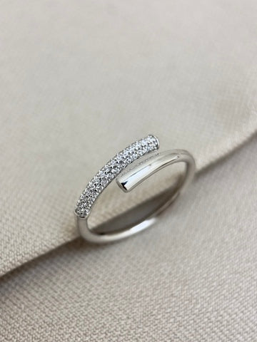 Twirl Ring