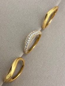 Trois Set of Three Rings
