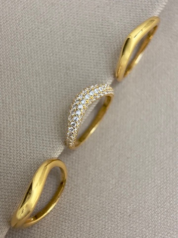Trois Set of Three Rings