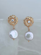 Daisy Pearl Earrings
