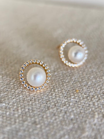 Pearly Halo Earrings