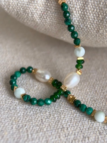 Pearly Malachite Bead Necklace