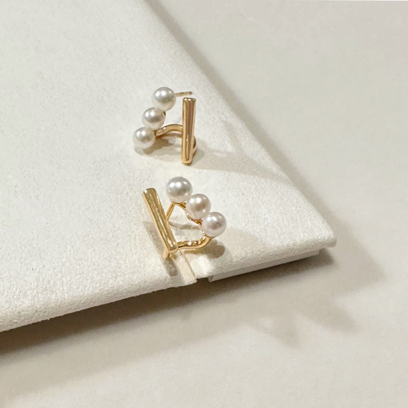 Trois Pearl Earrings