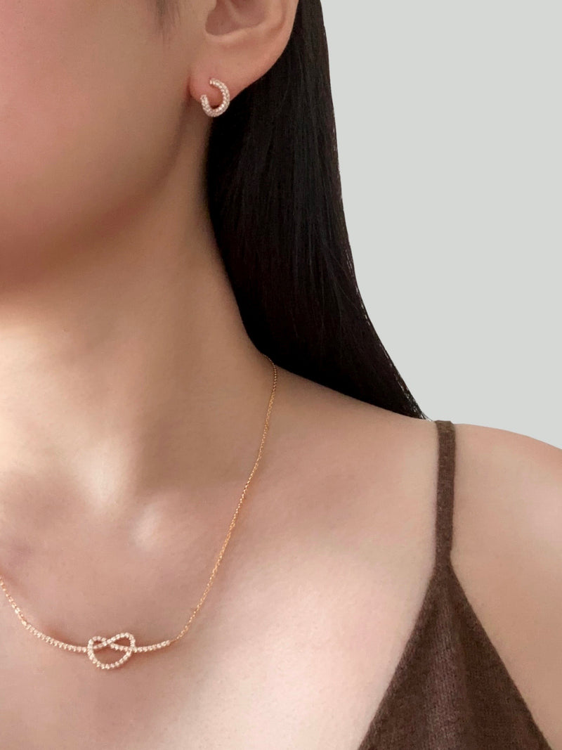 Brezel Necklace