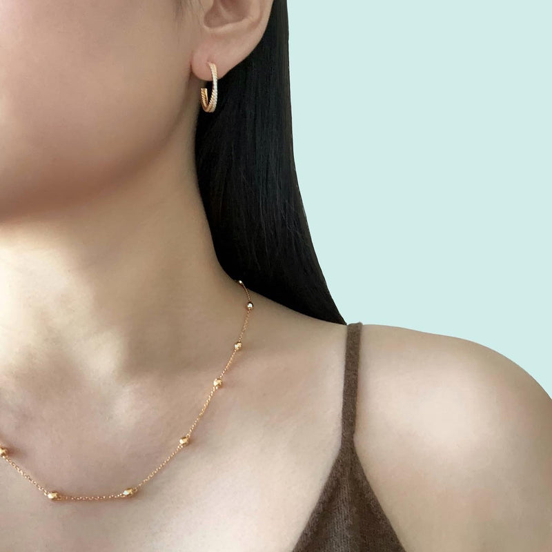 Thin Twist Hoop Earrings